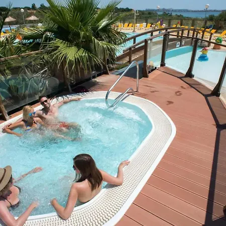 Camping Cb - Espace & Confort, 3 Ch, 41m2, Proche Lattes